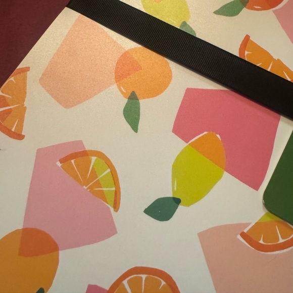 Set of 6 Kate Spade Placemats - great for indoor/outdoor! Pretty and practical🍋 - Picture 6 of 9
